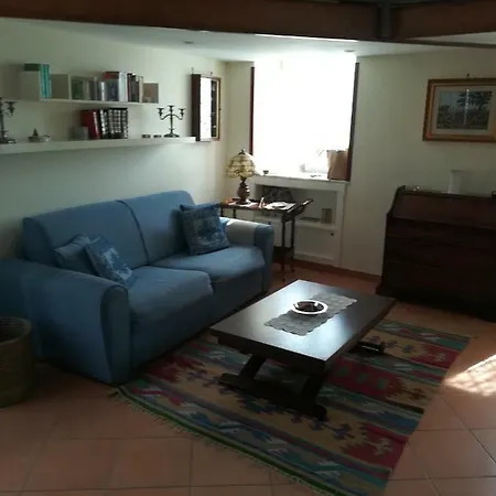 A Wonderful Penthouse In Apartment Naples